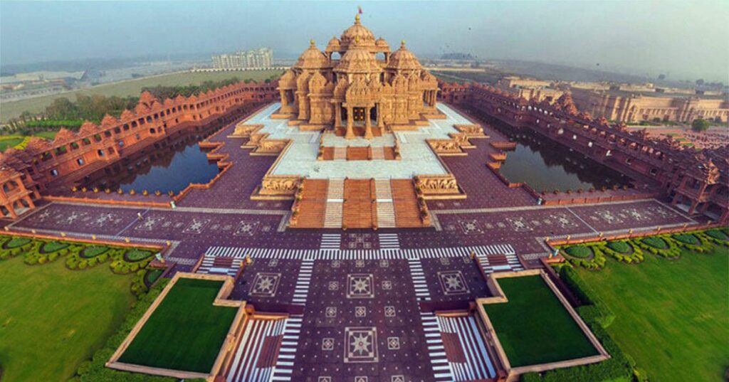 Top 12 Attractions You Must Visit In Delhi