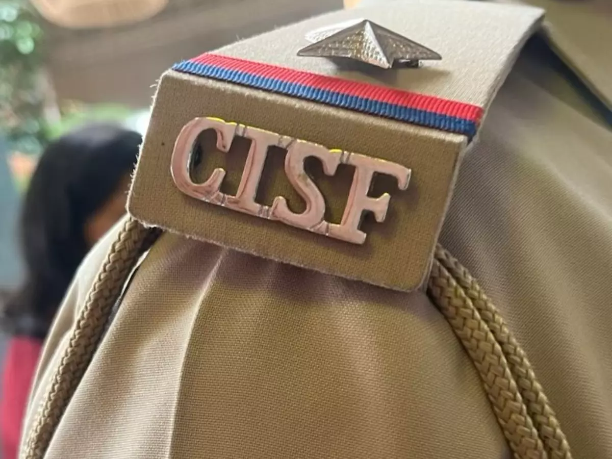 Woman thanks CISF officials for helping her retrieve a missing diamond ring at the Bengaluru airport. 2024